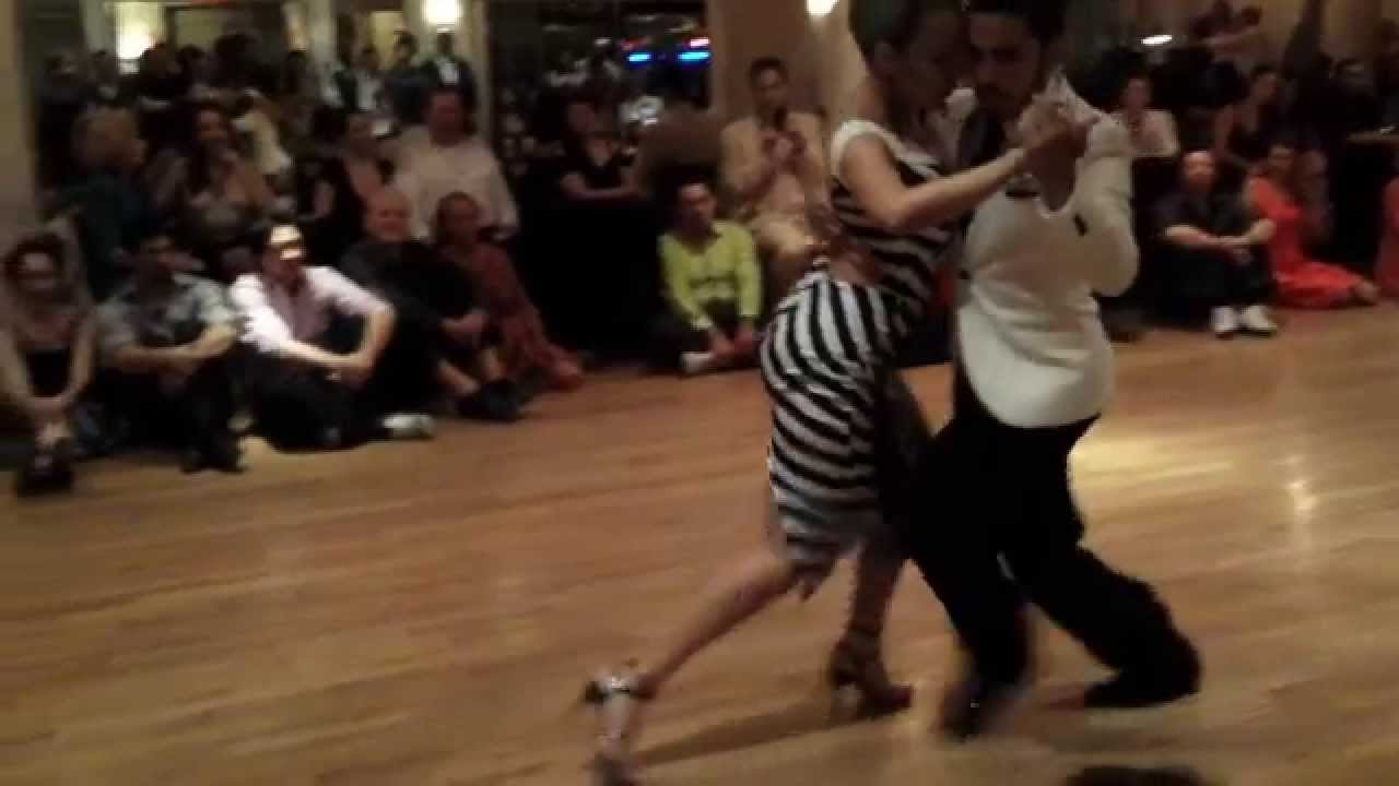 Virginia Pandolfi & Jonatan Aguero - Bar Exposicion