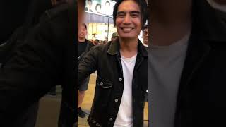 Download lagu 'Humbel Nya Seorang Charly Van Houten Menyapa Masyarakat Malaysia Penuh Senyuman' #setiaband #music mp3