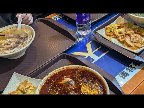 英語国際学科 ご飯に関しては量も辛さも負けません！！！
