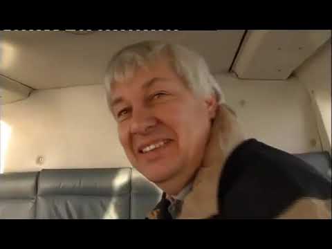 History: Der Lotse schwebt per Heli an Bord