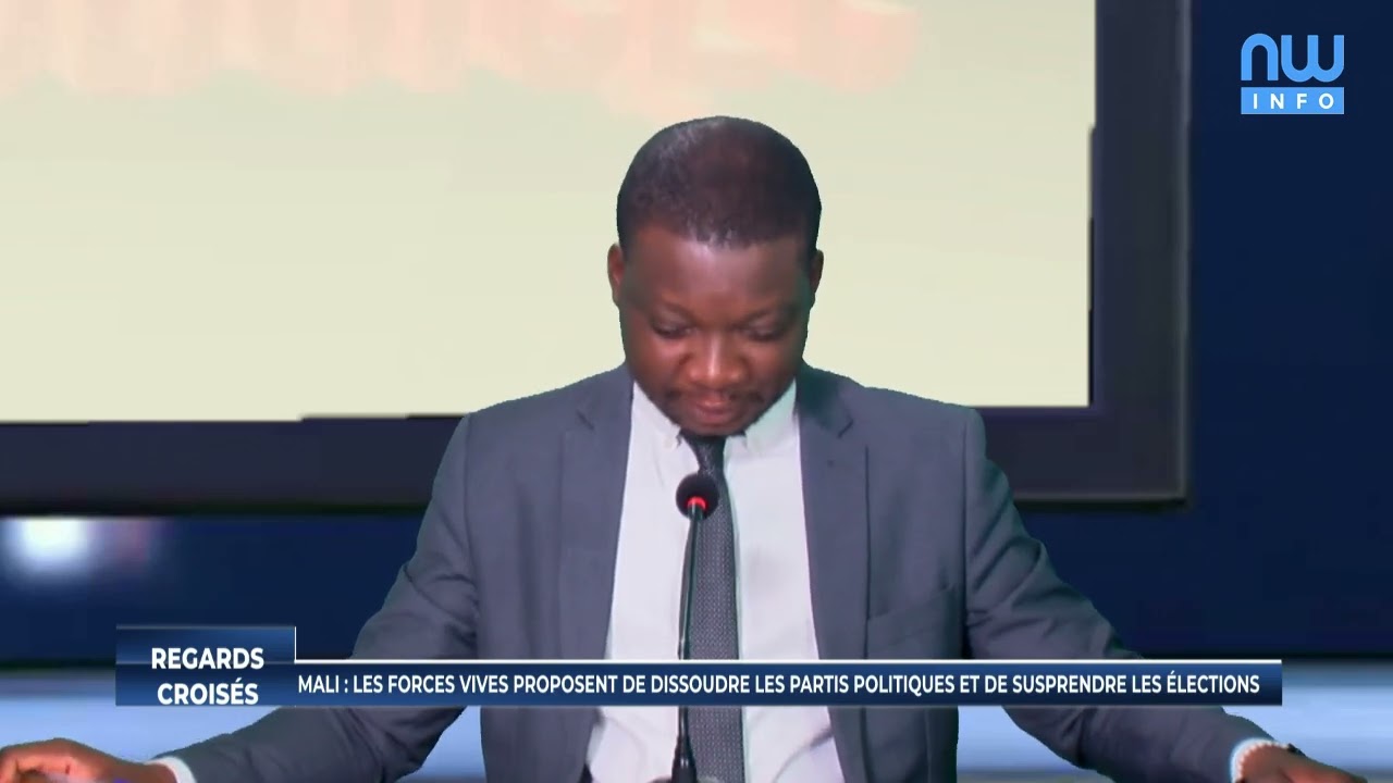 Mali : les forces vives proposent de dissoudre les partis politiques et de suspendre les élections