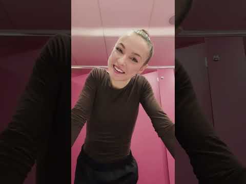 GYMNASTICS CHRISTMAS SHOW | Vlogmas #16