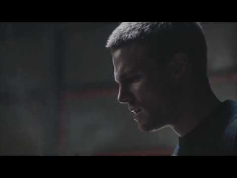 Arrow - Oliver gets kidnapped 01x01 | "Series Raw"