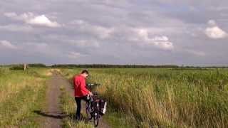 preview picture of video 'Lauwersmeer : cycling from Zoutkamp to Lauwersoog'