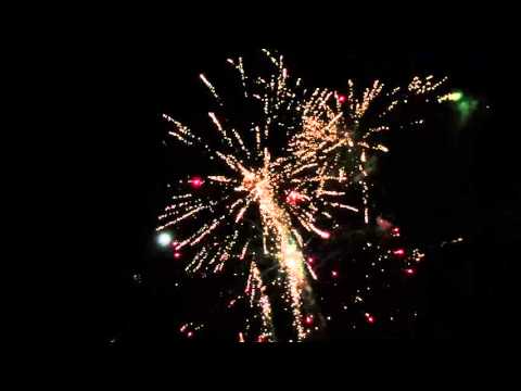 Chrást - rozsvícení vánočního stromu 2015- ohňostroj