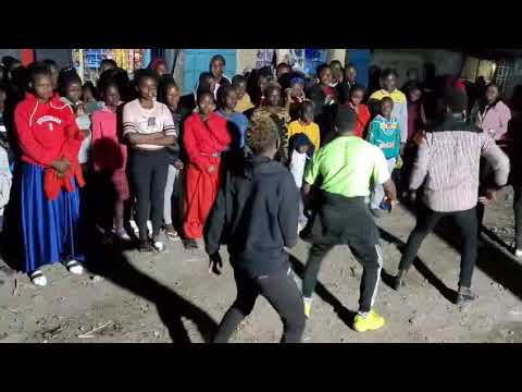 Kuku danger na slonji ngai wa material