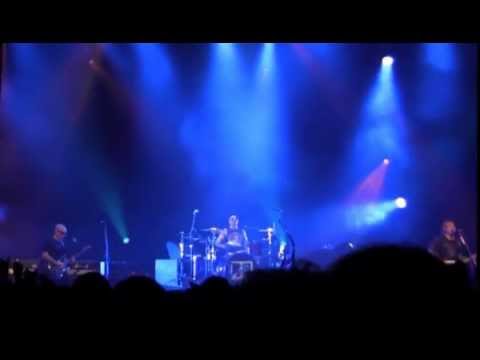 Chickenfoot - Different Devil (Live)