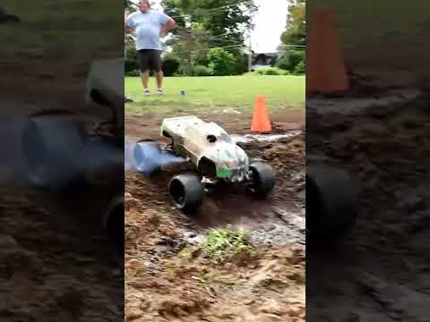 RC nitro truck Mud Bog drag racing