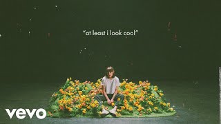 Sasha Sloan - at least i look cool (Lyric Video)