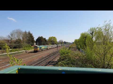 Freightliner Class 66610 3 Tone Horn At South Kenton Footbridge