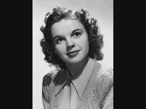 Judy Garland - Alone (1940)