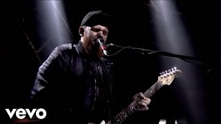 Jack Garratt - Worry (Live At The BRITs Nomination Party, London / 2015)