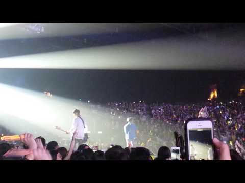 150517 FNC KINGDOM IN HK - FT Island Falling Star
