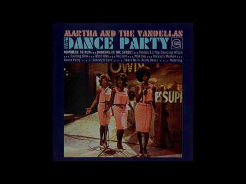 MARTHA REEVES & THE VANDELLAS   I LOVE THE WAY HE LOVES ME