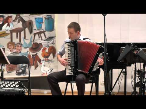 J. S. Bach  -  Prelude e  minor by Piotr Słodkowski, Excelsior Midivox Evolution