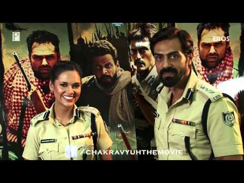 be ready to be arrested by Arjun Rampal and Esha Gupta!