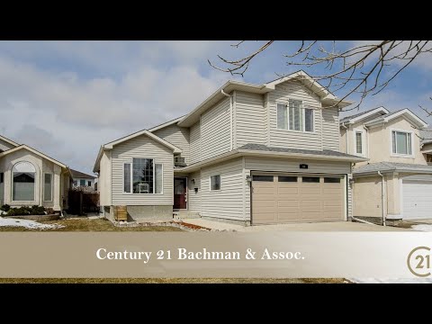 House for sale at 66 Baytree Court in Linden Woods