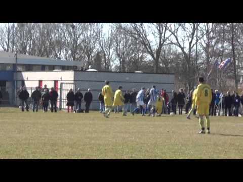 vv Minnertsga - Zeerobben, inhaalduel gespeeld op 1 April 2013, 3e klasse B Noord