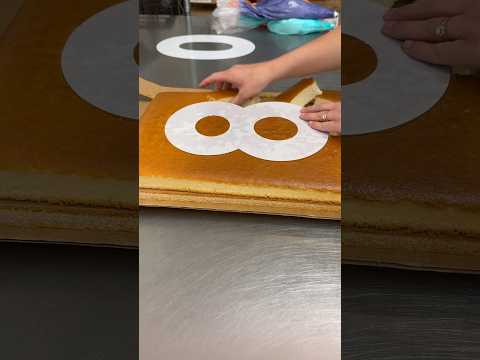 Cake decorating level 80/100 PART 1 🎂 #cake #shorts #cakedecorating