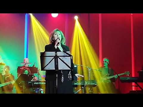 Meri Cetinić na koncertu #vjerujuljubav u sklopu Feste 2019