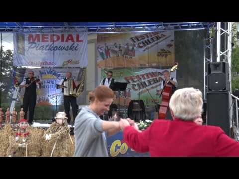 Weselna piosenka "Ten chleb jest twój i mój" w wykonaniu "Mazowszaków" + ludowy taniec 2015