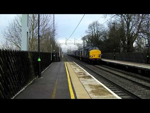 (HD) Hellfire 37611+37259 on 'The Enigmatic Logistician' 12/01/2013