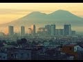 ИТАЛИЯ: Атмосфера в городе Неаполь... Вид на Вулкан Везувий... NAPLES ITALY 