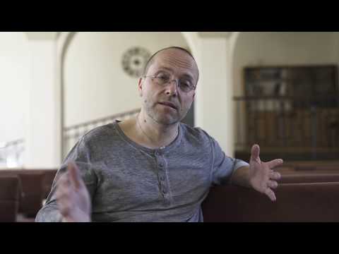 O službě a neviditelných rukách 23.5.2020 [4K]