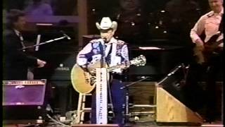 Bird of Paradise - Little Jimmy Dickens at the Grand Ole Opry