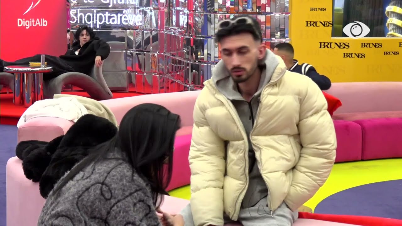 Vijon biseda mes Kristit dhe Stelinës: Duhet të kesh kujdes nga Lorna, po e mori vesh ajo…