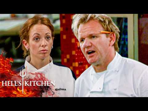 Josh Becomes the Lobster Bitch as the Blue Team Struggles to Boil Water | Hell's Kitchen