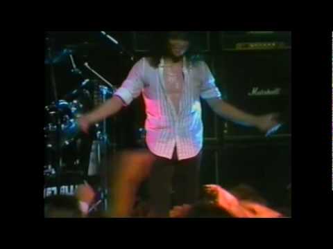 Kirk Loses His Guitar