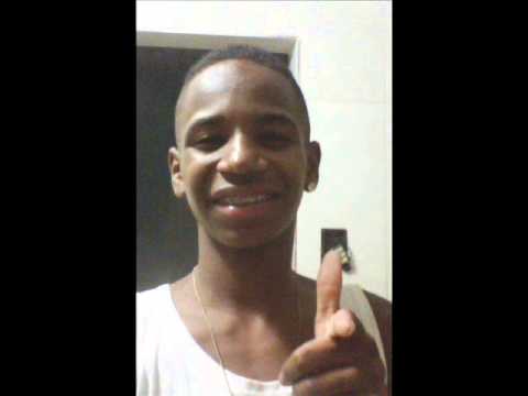 MC ROBERT - BOTEI NA SUA COLEGA PENSANDO EM VOCE [ DJ NEM PRODUÇÕES ]