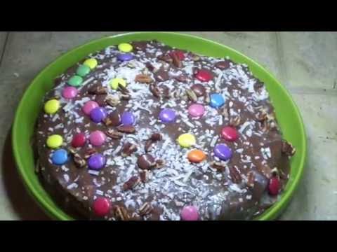 How to make bundt cake with smarties