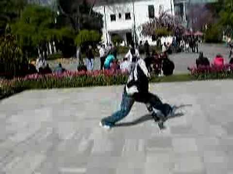 ISTANBUL EMIRGAN LALE BAHCESI ONUR BULUT BREAKDANS