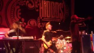 Two birds stoned at once - chiodos - live