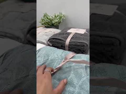 Набор полотенец (50*85,70*140) фирмы PAVIY