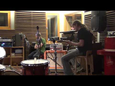 The Dogshit Boys studio teaser: Simon Dog guitar overdub 19.12.2013