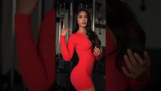 Model Film  | Insta Girl | Bikini Girl | Beautiful   | JANAVI PARI?   #shorts #tiktok #reels  #viral