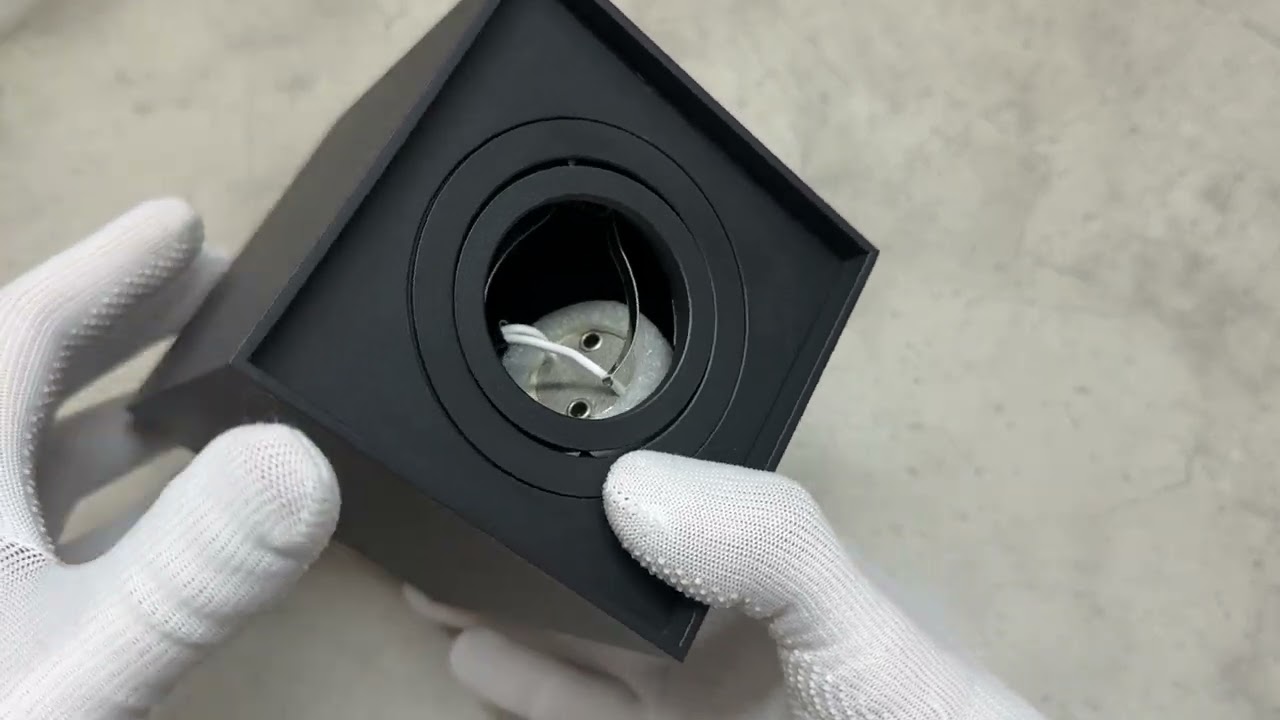 Накладной светильник FERON ML305 MR16 GU10 черный 32971