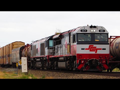 SCT015 & CSR017 Haul SCTs Double Stack Container 2MP9 To Perth Crossing 7PM9 At Two Wells (13/12/22)
