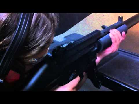 Young girl shooting MP5 clone .22