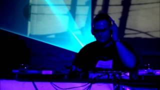 Andreas Kremer - it rains cats & dogs