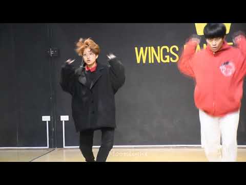 [181224] GO - NCT DREAM DANCE COVER BY BI & BL @ WINGS DANCE STUDIO'S XMAS PARTY (BI FOCUS)