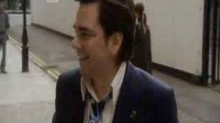 Snuff Box - Dog Kick