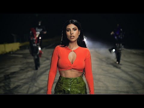 Eva Davis - MUY CARO (Official Video)