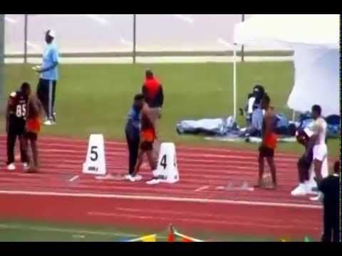 Reggie Garner wins the Area 200 Meters 2015