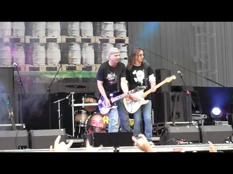 Alkehol - Zmaštěnej, Masters of Rock 2011