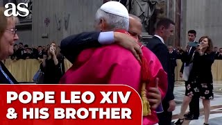Download lagu POPE LEO XIV hugs his BROTHER in HEARTFELT MOMENT after inaugural mass mp3 Download lagu POPE LEO XIV hugs his BROTHER in HEARTFELT MOMENT after inaugural mass mp3