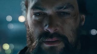 Sweet Girl 2021 Rachel Cooper jumps into the water. Scene with the police video